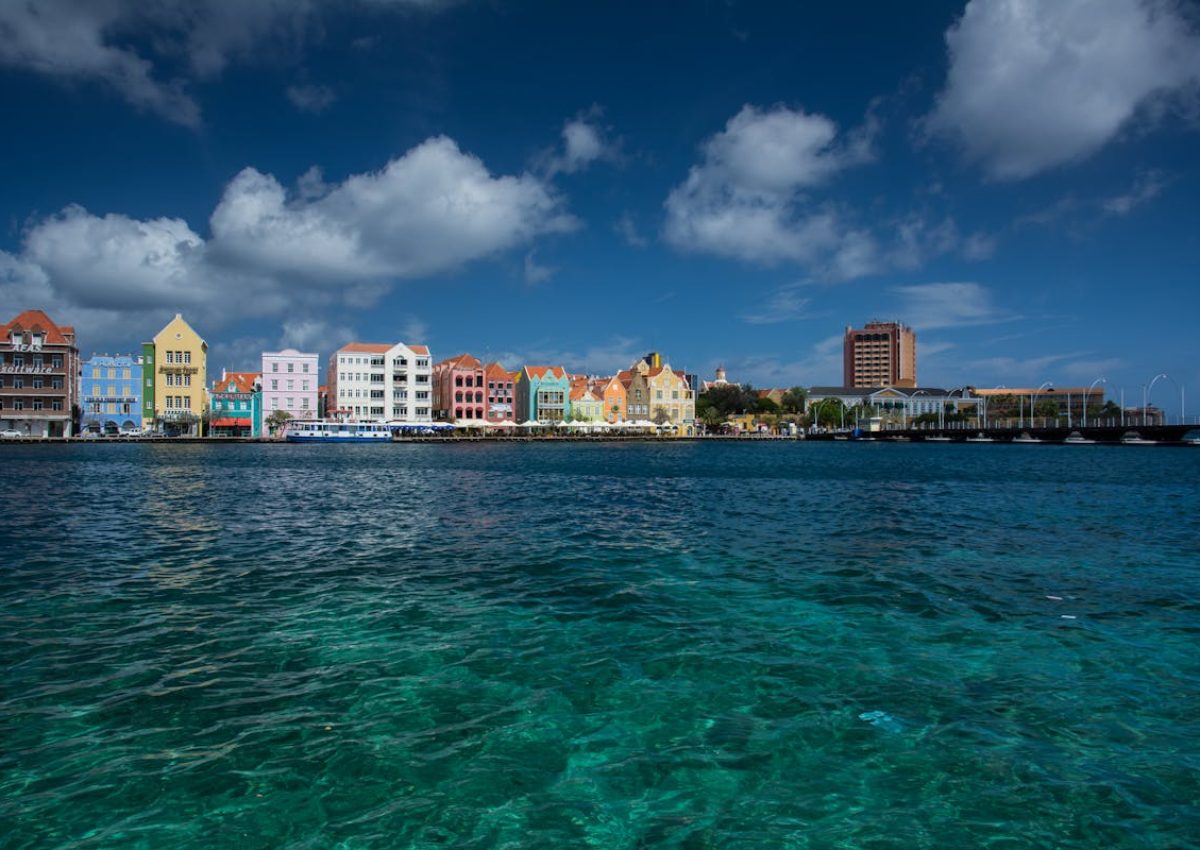 up-and-up-destino-caribe-02