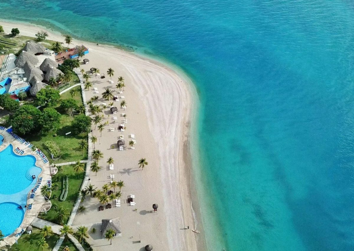 up-and-up-destino-caribe
